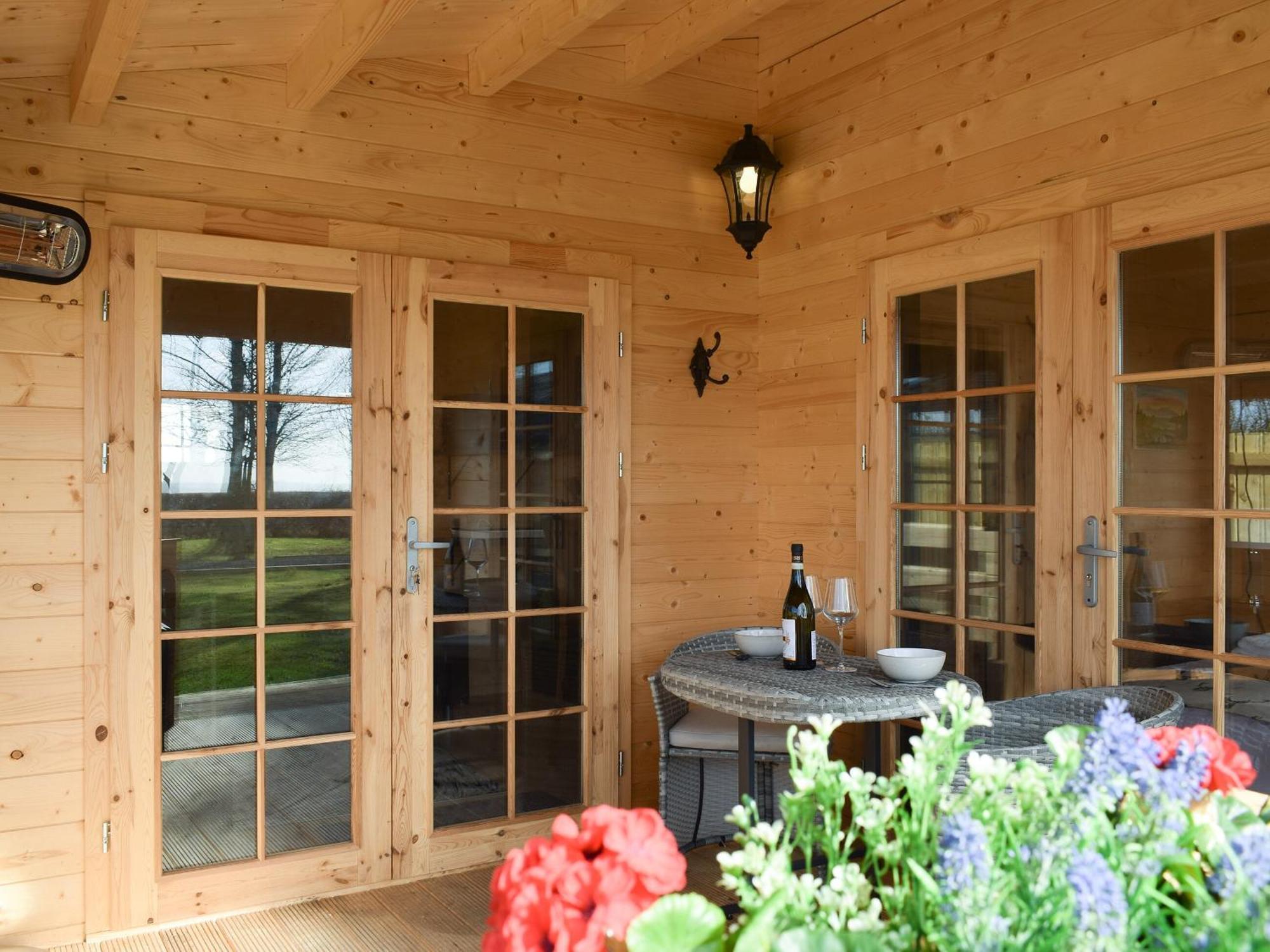 Pinewood Cabin Saline Екстериор снимка